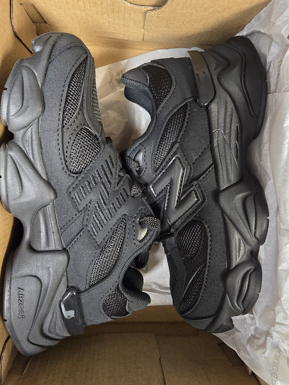 Kids New Balance 9060